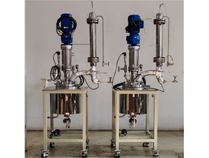 5L不銹鋼減壓蒸餾實(shí)驗(yàn)釜已完工發(fā)往北京